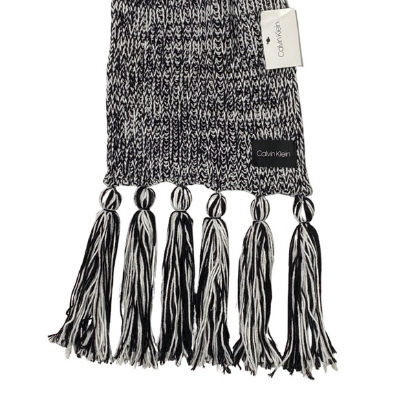 Calvin Klein Scarf, Black & White w/ Long Knotted Tassel Fringe, Wool Blend - Picture 1 of 6